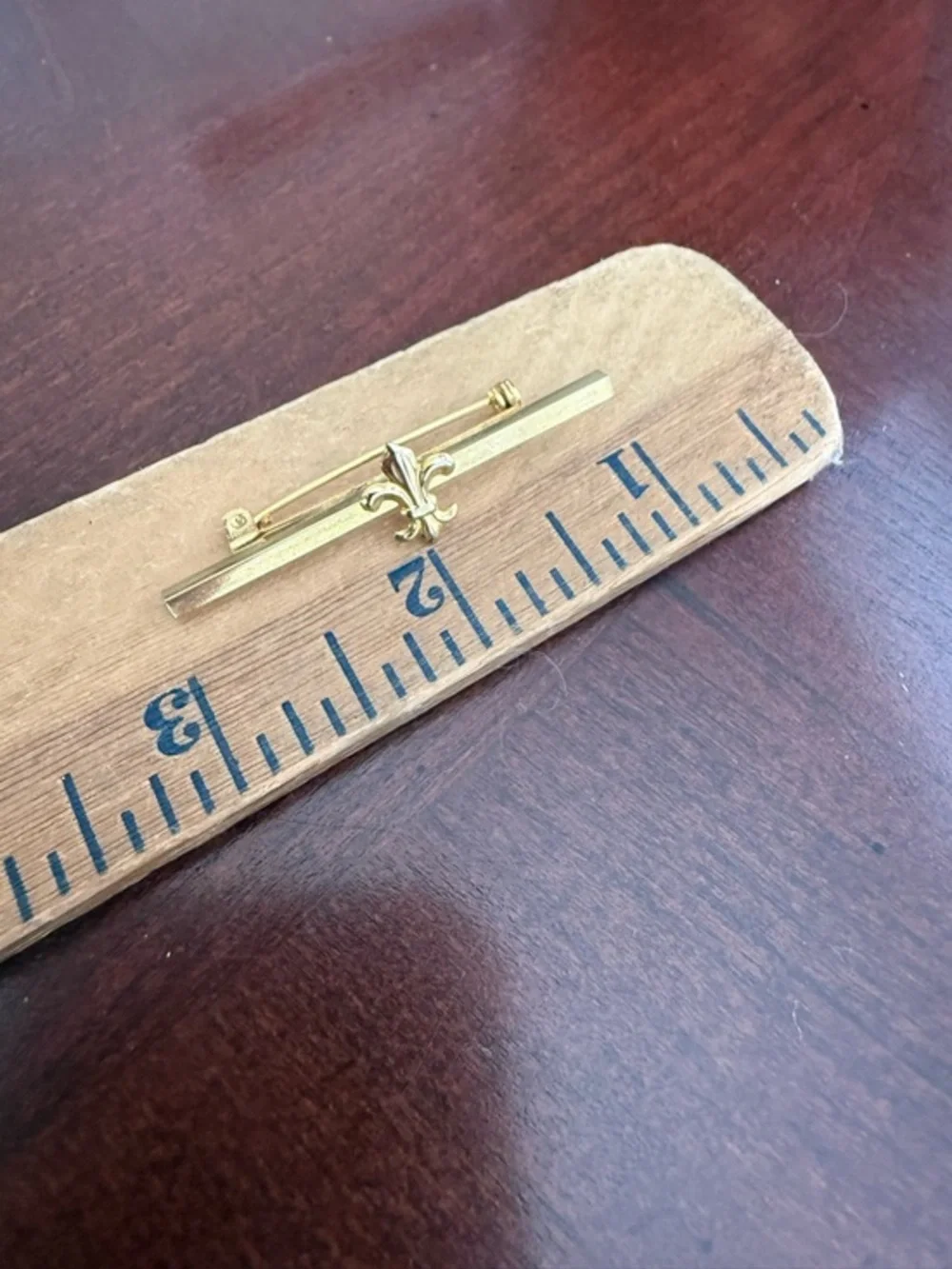 Vintage Gold Tone Brooch